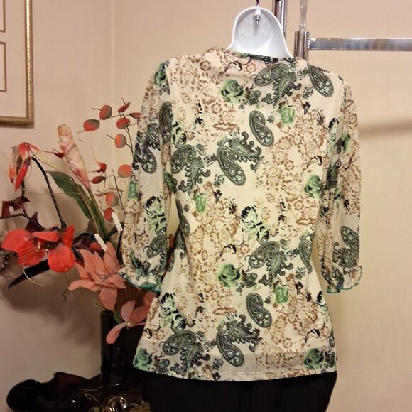 NWT Women's Teal Blue Beige Printed Lined Blouse ¾ Sleeve Pleated Top 8 M - Picture 5 of 9